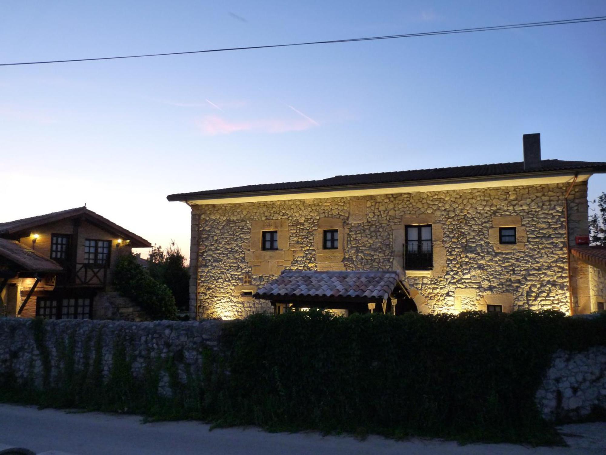 Castañedo Posada El Pozo المظهر الخارجي الصورة